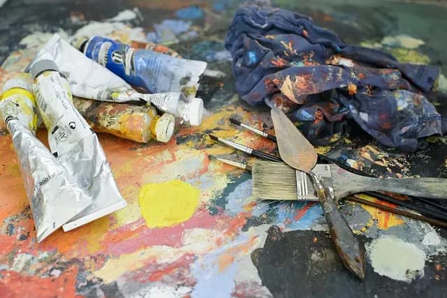 Cómo elegir la pintura adecuada para cada obra: guía práctica